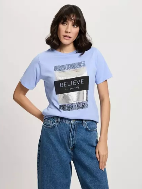 T-shirt damski bawełniany z nadrukiem Cross Jeans 56157-496 M Lawendowy (8697319731521) - obraz 1