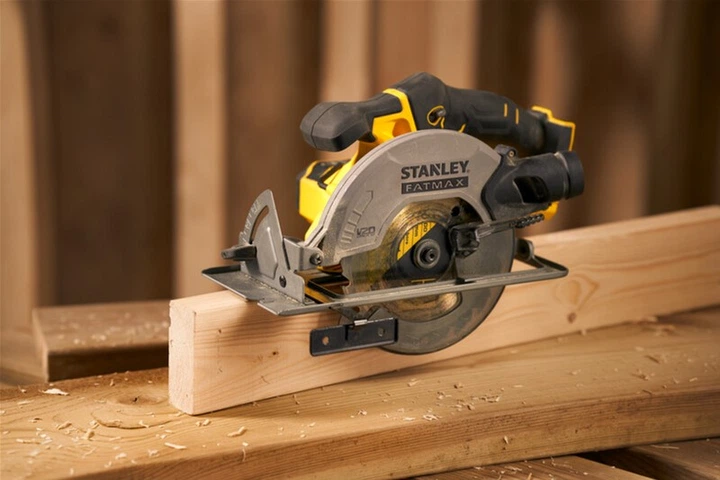 Аккумуляторная циркулярная пила Stanley FatMax 18V (V20) Li-Ion, 4000 об/мин SFMCS500B - изображение 5