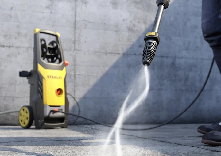 Мойка высокого давления электрическая щеточная Stanley 1.6 кВт, 125 бар, 6 м, 420 л/год, 50°C, бак 1 л SXPW16E - Фото 2 Мойка высокого давления электрическая щеточная Stanley 1.6 кВт, 125 бар, 6 м, 420 л/год, 50°C, бак 1 л SXPW16E - изображение 2