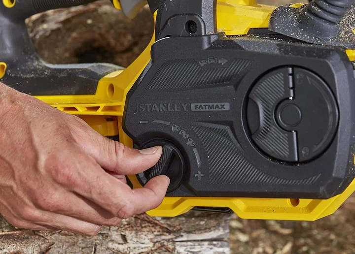 Пила цепная аккумуляторная Stanley FatMax 18 В, шина 30 см, цепь 3/8", 7.7 м/с SFMCCS630M1 - изображение 2