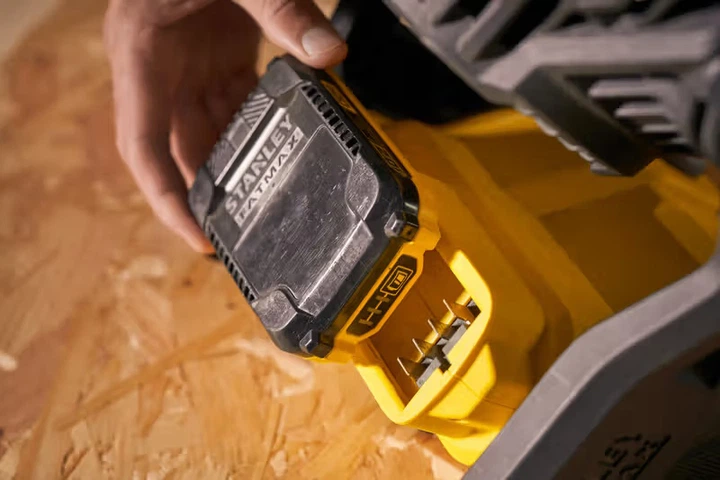 Воздуходувка-вентилятор аккумуляторный Stanley FatMax V20, 18В Li-lon, 1100 куб.м/час, 178 мм SFMCE001B - изображение 7