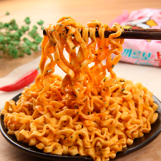Рамен Samyang Buldak очень вкусная и острая куриная лапша острая и