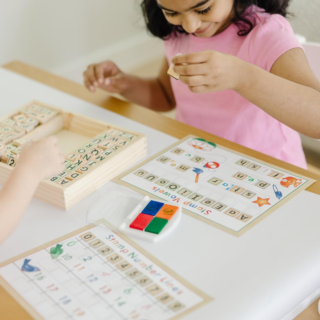 Набір для творчості Melissa & Doug 40118 Дерев'яні штампи 73 шт (0000772401180) - зображення 4