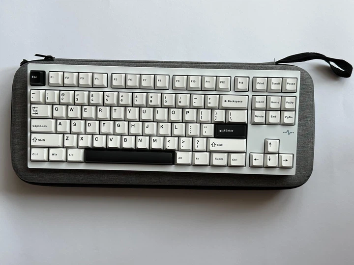 CRUSH80 REBOOT マットブラック ワイヤレスキーボード 本体 未開封 WOB CRUSH80 Reboot Lite Механическая клавиатура – фото, отзывы