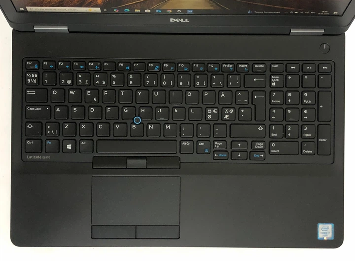 Ноутбук Dell Latitude E5570 - 15,6" FullHD IPS / i7-6820HQ / 8gb / 256gb ssd / AMD Radeon R7 M370, 2GB, подсветка клавиатуры, Б/у - Фото 3 Ноутбук Dell Latitude E5570 - 15,6" FullHD IPS / i7-6820HQ / 8gb / 256gb ssd / AMD Radeon R7 M370, 2GB, подсветка клавиатуры, Б/у - изображение 3