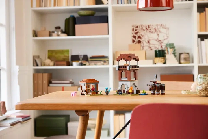 Конструктор LEGO Minecraft Убежище разбойников и разрушителей 665 элементов (21278) - Фото 8 Конструктор LEGO Minecraft Убежище разбойников и разрушителей 665 элементов (21278) - изображение 8