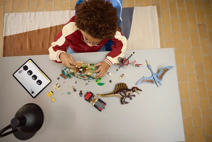 Конструктор LEGO Jurassic World Воздушная миссия с кетцалькоатлем