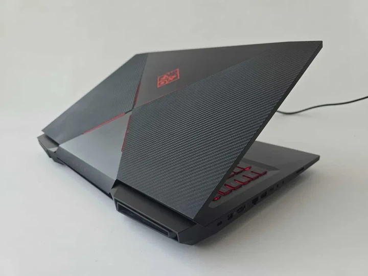 Ноутбук HP Omen 17 i5 7300HQ/GTX 1050/RAM 12GB/SSD 512GB/WIN 10 Б\В - Фото 6 Ноутбук HP Omen 17 i5 7300HQ/GTX 1050/RAM 12GB/SSD 512GB/WIN 10 Б\В - зображення 6