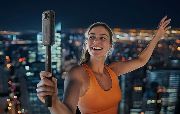 Kamera Insta360 X5 Essentials bundle (CINSAAHA-EB) - obraz 9