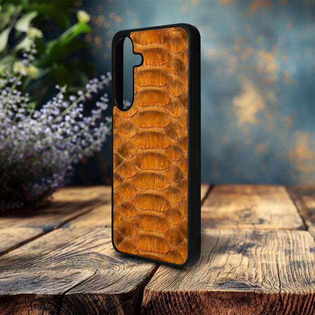 Накладка SkinBacker Python Scales для Samsung Galaxy S25 Plus Коричневый (79099) - Фото 3 Накладка SkinBacker Python Scales для Samsung Galaxy S25 Plus Коричневый (79099) - изображение 3