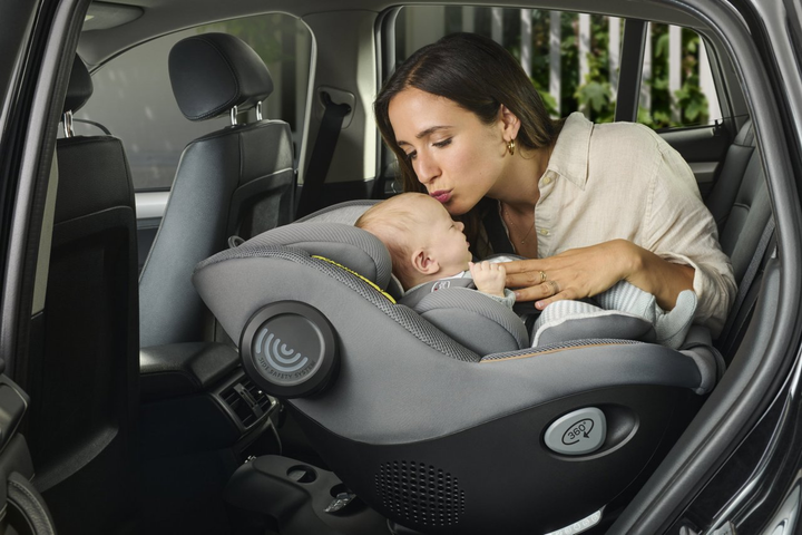 Fotelik samochodowy dla dzieci Chicco Seat105 i-Size 40-105 cm Czarny (8058664181735) - obraz 20