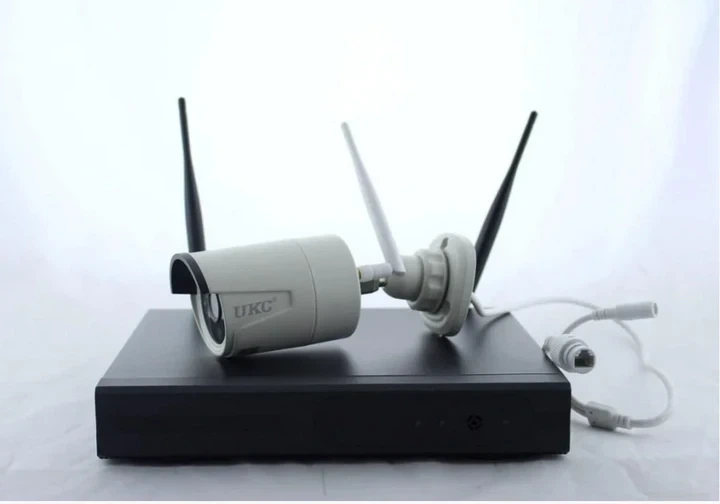 Регистратор набор на 8 камер видеонаблюдения DVR UKC 6678 WiFi 8ch IP67 black/white - Фото 3 Регистратор набор на 8 камер видеонаблюдения DVR UKC 6678 WiFi 8ch IP67 black/white - изображение 3
