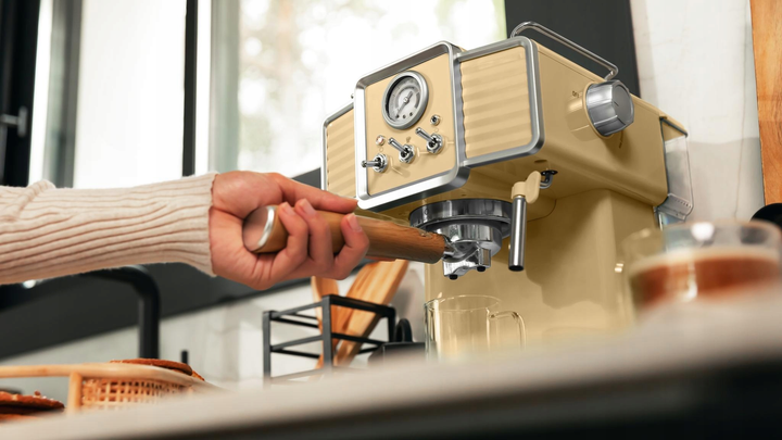 Кавоварка рожкова Cecotec Power Espresso 20 Tradizionale Жовта (01629) - зображення 2