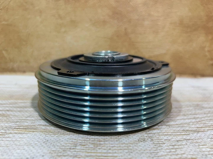 Шкив муфта компрессора кондиционера аналог SKK003 PXE16