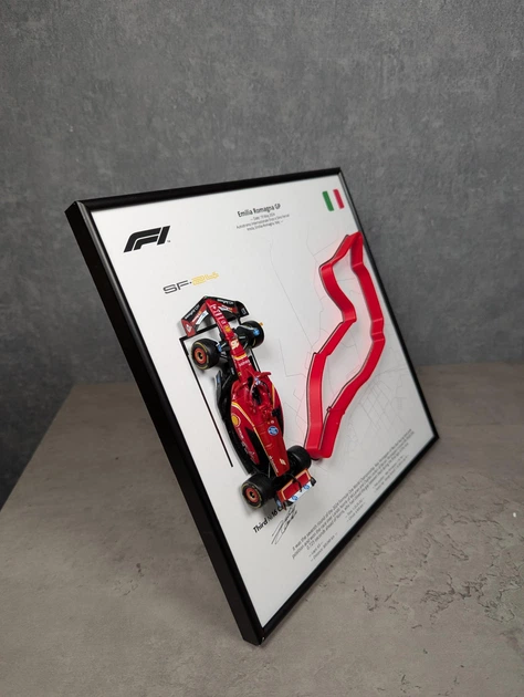 Модель Bburago з Рамкою Тримачем 2в1 на Стіну або Полку з F1 Ferrari SF24 та 3D Трасою Italian Grand Prix "Imola" / Сезон 2024 Season Model Car #16 Charles Leclerc / Шарль Леклер SF-24 - зображення 5