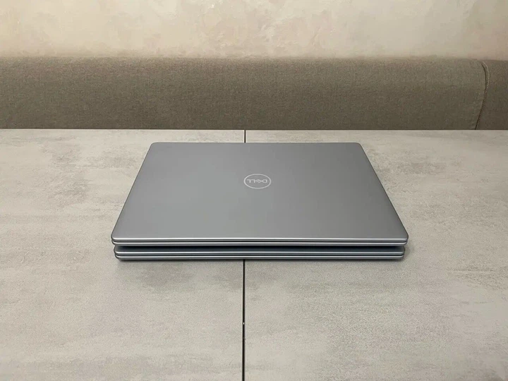 Ноутбук Dell Inspiron 16 Plus 7640 / 16" (1920x1200) IPS Touch / Intel Core Ultra 7 155H (16 (22) ядер по 1.4 - 4.8 GHz) / 32 GB DDR5 / 512 GB SSD M.2 / Intel Arc graphics / WebCam / Fingerprint / HDMI б/в - Фото 7 Ноутбук Dell Inspiron 16 Plus 7640 / 16" (1920x1200) IPS Touch / Intel Core Ultra 7 155H (16 (22) ядер по 1.4 - 4.8 GHz) / 32 GB DDR5 / 512 GB SSD M.2 / Intel Arc graphics / WebCam / Fingerprint / HDMI б/в - зображення 7