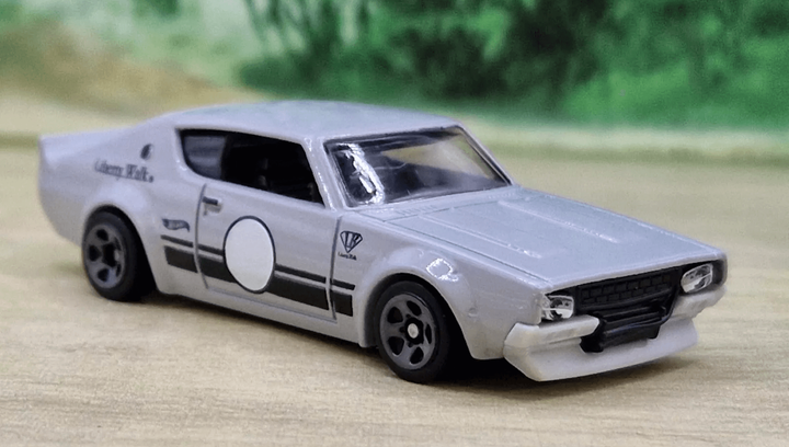 Машинка Базовая Hot Wheels Nissan Skyline 2000GT-R LBWK Liberty