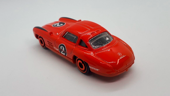 Машинка Базова Hot Wheels Mercedes-Benz 300 SL Retro Racers 1:64