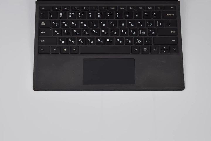 Ультрабук-планшет Microsoft Surface Pro 4 1724 i5-6300U / 8 гб
