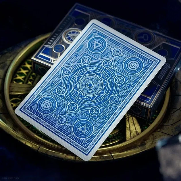 Гральні карти Theory11 Avengers: Infinity Saga Blue Edition - зображення 4