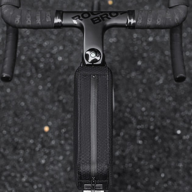 Torba rowerowa RockBros Top Tube Frame Bag 0.9l Black (3012011701) - obraz 5