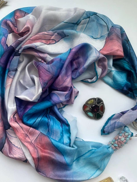 Дизайнерська хустка My Scarf "Блакита бабка кохання" 90 на 90 см прикрашена амазонітом - изображение 2