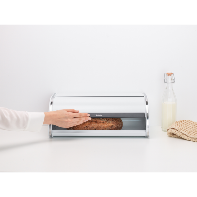 Хлебница Brabantia Roll Top Bread Bin 17.3x44.5x26.2 см (236747) - Фото 9 Хлебница Brabantia Roll Top Bread Bin 17.3x44.5x26.2 см (236747) - изображение 9