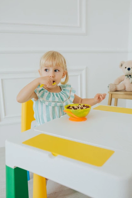 Детский столик со стульчиком POPPET Колор Йеллоу 5 в 1 (PP-002Y) - Фото 11 Детский столик со стульчиком POPPET Колор Йеллоу 5 в 1 (PP-002Y) - изображение 11