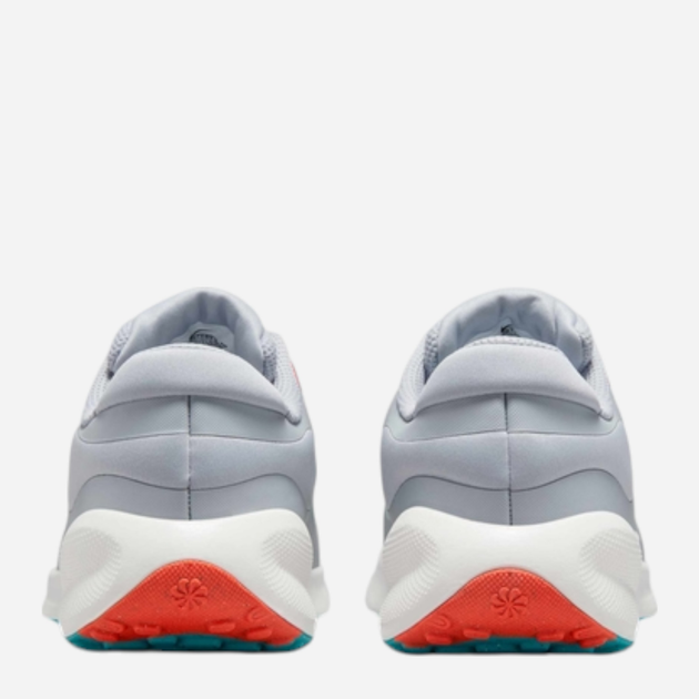 Підліткові кросівки для дівчинки Nike Revolution 7 (Gs) FB7689-008 37.5 (5Y) Сірі (197859611034) - зображення 5