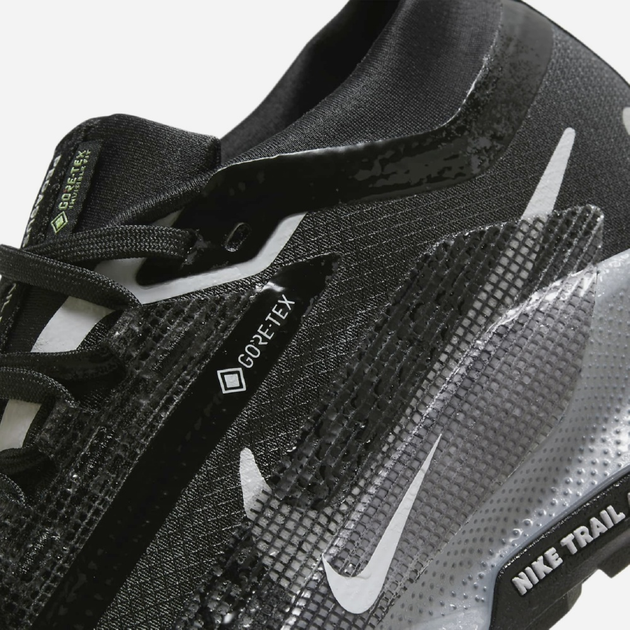 Жіночі кросівки для бігу з Gore Tex Nike W Pegasus Trail 5 Gtx FQ0912-001 39 (8US) Чорні (197597072302) - зображення 9