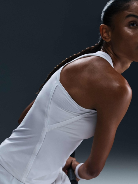 Майка спортивна жіноча Nike W Nk Df Vctry Tank FD5584-100 XS Біла (197860095762) - зображення 5