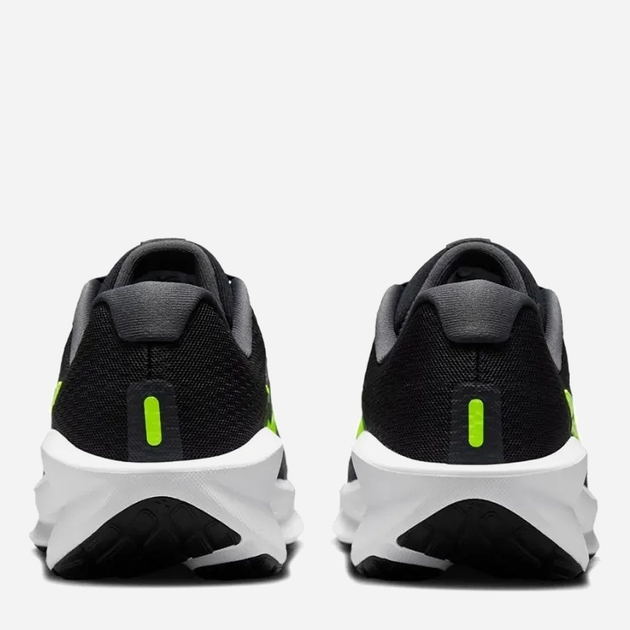 Чоловічі кросівки для бігу Nike Downshifter 13 FD6454-007 40.5 (7.5US) Чорні (197859143702) - зображення 4