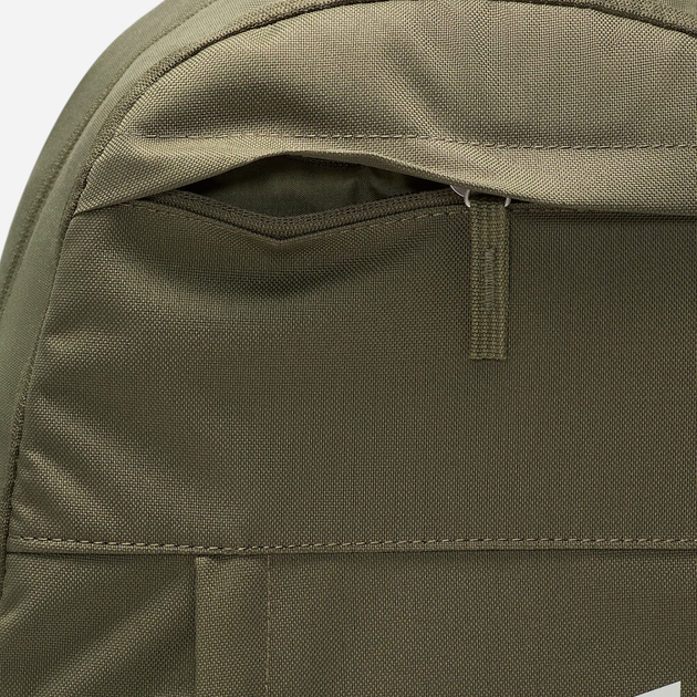 Рюкзак спортивний тканинний 21 л вміщує формат А4 Nike Nk Elmntl Bkpk - Hbr DD0559-222 Темно-зелений (197860511194) - зображення 7