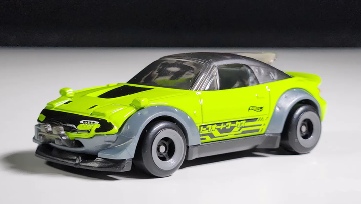 Машинка Базова Hot Wheels Mazda MX-5 Miata (2025) Dream Garage 1