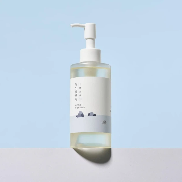Гидрофильное масло Round Lab 1025 Dokdo Cleansing Oil, 200 мл - Фото 1 Гидрофильное масло Round Lab 1025 Dokdo Cleansing Oil, 200 мл - изображение 1