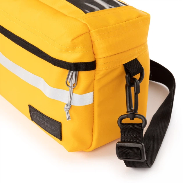 Сумка на пояс Eastpak AMAN BIKE EK0A5BAMO15 - Фото 3 Сумка на пояс Eastpak AMAN BIKE EK0A5BAMO15 - зображення 3