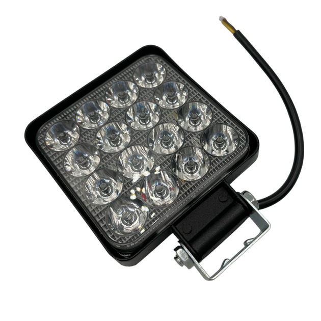 Дополнительная светодиодная LED лед мини/mini фара квадратная 48W 12-24V СИНЕГО ЦВЕТА (1 шт) - Фото 3 Дополнительная светодиодная LED лед мини/mini фара квадратная 48W 12-24V СИНЕГО ЦВЕТА (1 шт) - изображение 3