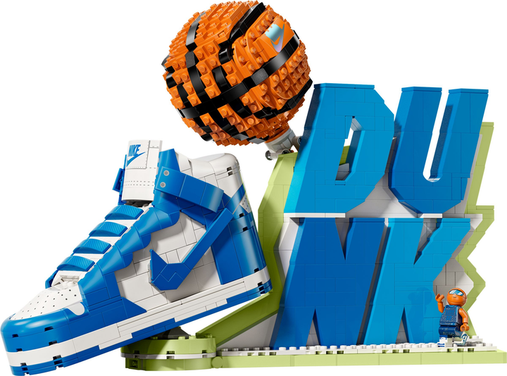 Klocki konstrukcyjne LEGO Nike Dunk LEGO Set 1180 elementów (43008) - obraz 3
