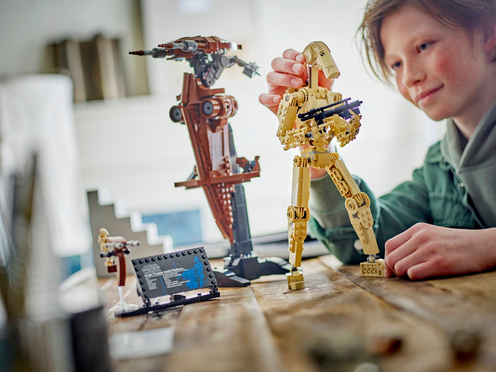Klocki konstrukcyjne LEGO Star Wars Droid bojowy z platformą STAP 1088 elementów (75428) - obraz 11