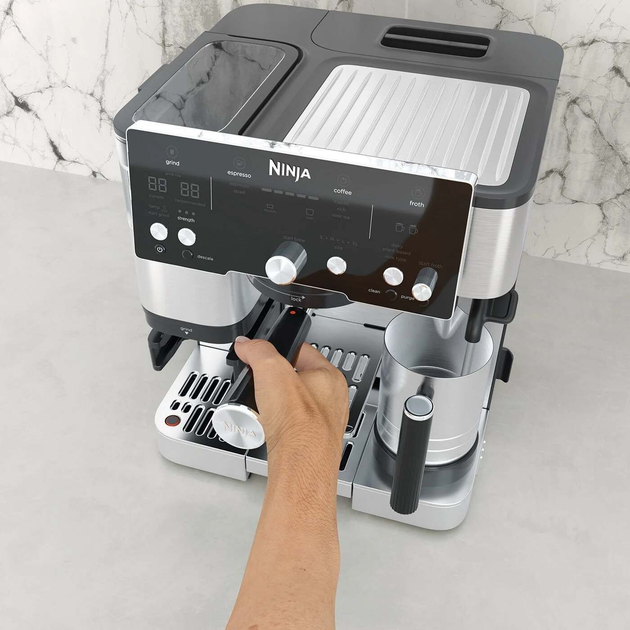Кавоварка рожкова Ninja Luxe Café Essential ES501EU - зображення 3