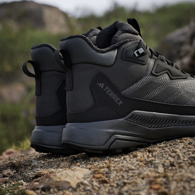 Женские ботинки низкие для треккинга Adidas Terrex Anylander Climawarm + W JH8777 36 (3.5UK) 22.2 см Carbon (4067907364631) - изображение 18