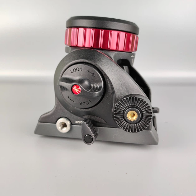 Видеоголовка Manfrotto MVH502AH Черная Б/В - изображение 8