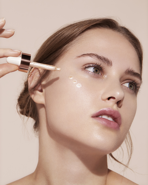 Хайлайтер для обличчя L'Oreal Paris рідкий Glow Mon Amour 1 Шампань 15 мл (3600523560899) - зображення 4