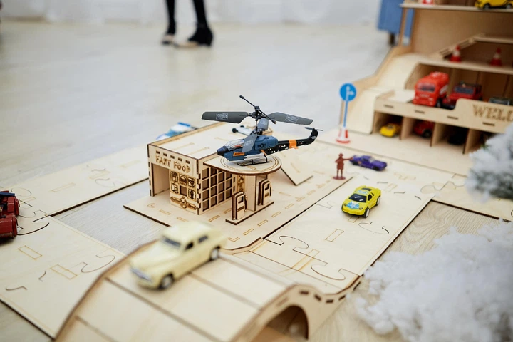Ігрова зона-конструктор "місто-мрії Child's Dream" для машинок HotWheels Big (N12315) натуральний - зображення 7