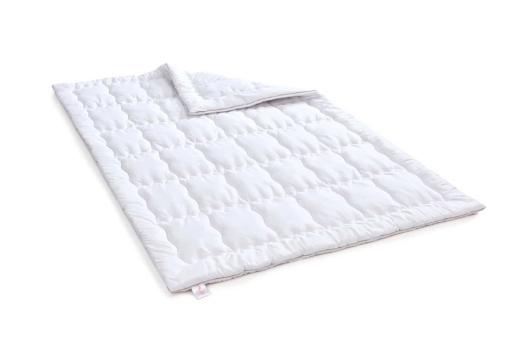 Одеяло шерстяное MirSon Mikrosatin Gold Woolen Hand Made 167 лето 220x240 см (2200000460363) - Фото 7 Одеяло шерстяное MirSon Mikrosatin Gold Woolen Hand Made 167 лето 220x240 см (2200000460363) - изображение 7