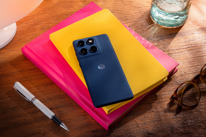 Мобільний телефон Motorola Edge 60 5G 12/256GB Blue (PB7H0002SE) - зображення 20