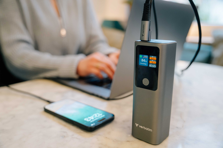 Powerbank Verbatim Charge 'n' Go 27000 mAh 140W Grey (023942322696) - obraz 9