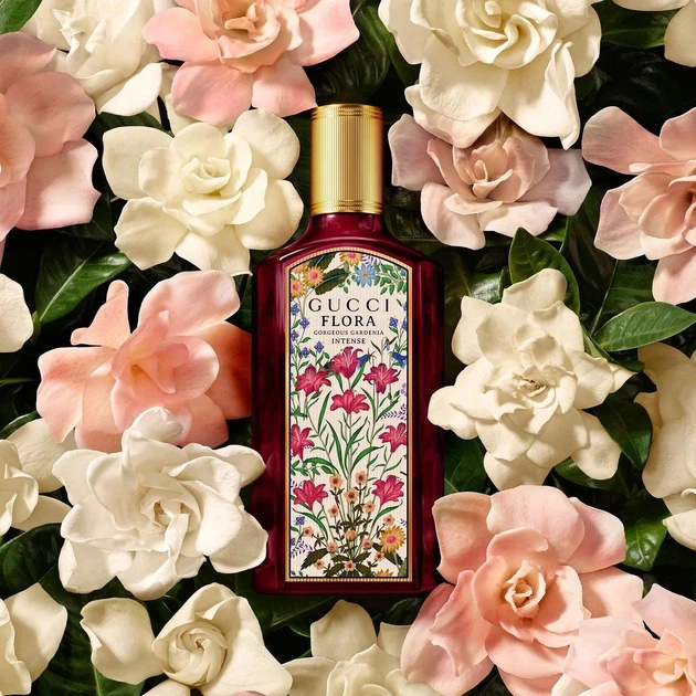 香水(ユニセックス) GUCCI FLORA GORGEOUS GARDENIA 100ml Gucci Flora Gorgeous Gardenia — 100 ML купить в интернет-магазине