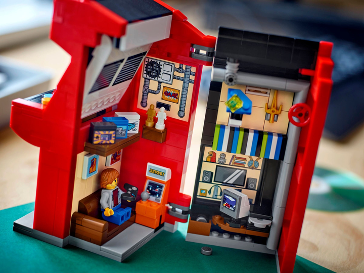 Конструктор LEGO Icons Ігровий автомат 468 деталей (40805) - зображення 8