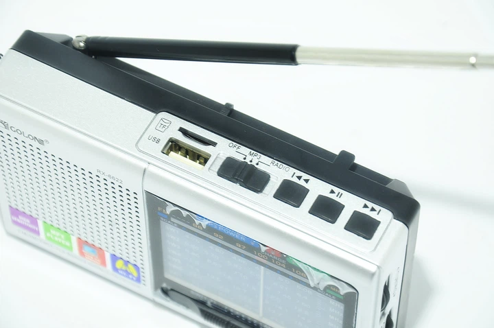 Радіоприймач акумуляторний з USB TF GOLON RX-6622 Silver - изображение 5